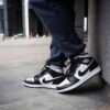 Jordan Retro 1 Clasica Blanca con negro PANDA