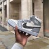 Jordan Retro 1 High Dior