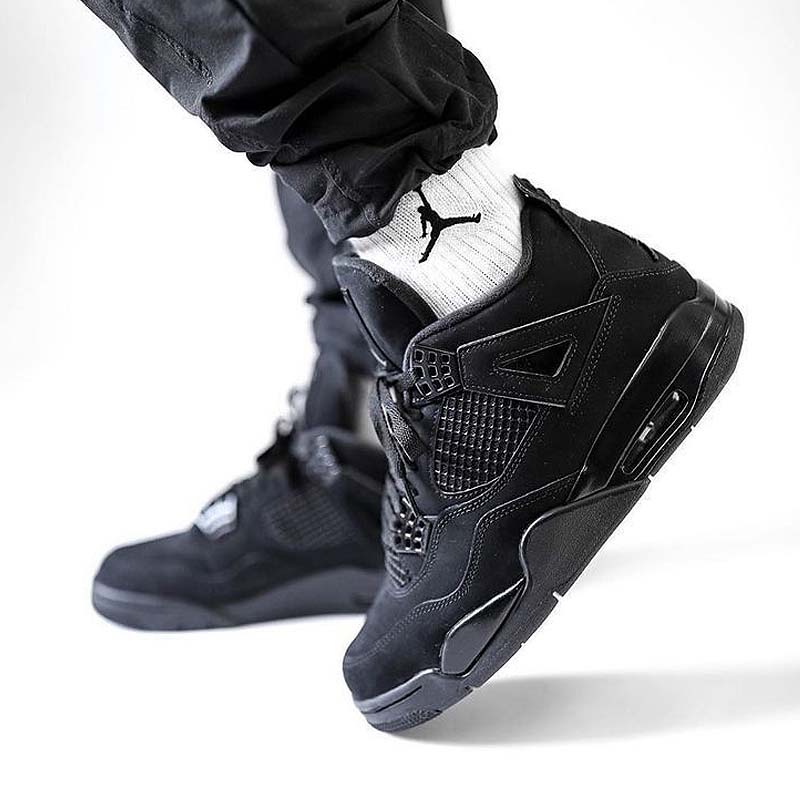 Nike Jordan Retro 4 Black Cat